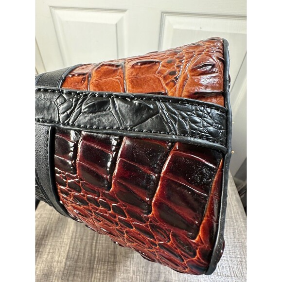 Mia Collection Autumn Tote & Wristlet Set Croco Black Crossbody or Satchel - Picture 11 of 16